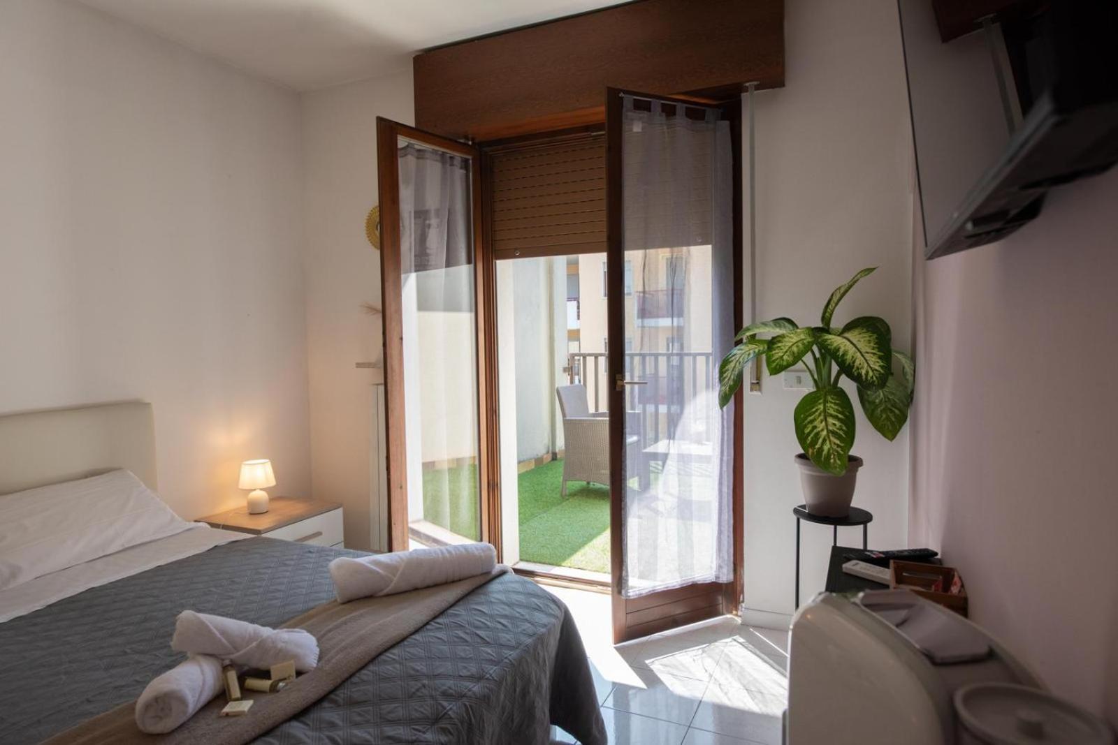 Gardenhouse - Wifi And Garden Hotel Verona Exterior foto